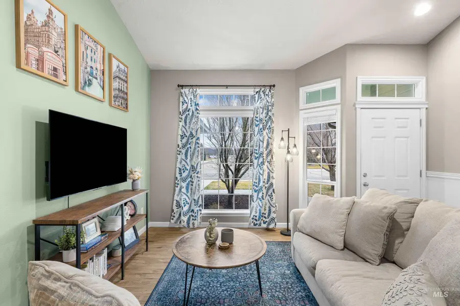 5201 N Toscana Ave, Meridian, ID 83642 - #2