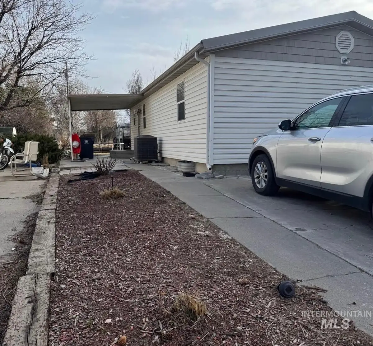 145 4th St, Hazelton, ID 83335 - #1