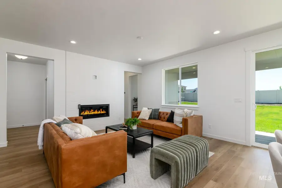 9119 W Moon River Dr, Star, ID 83669 - #2