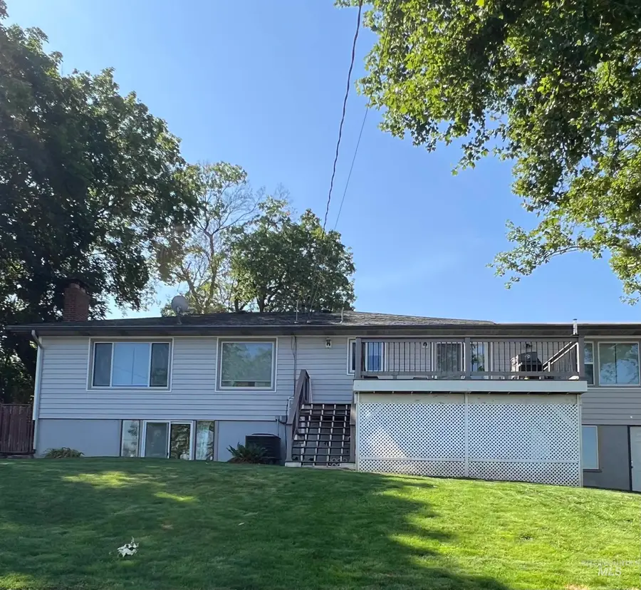 1605 Vineyard Dr., Lewiston, ID 83501 - #2