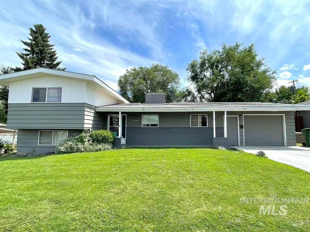 1036 SW 1st Ave, Ontario, OR 97914 - #1