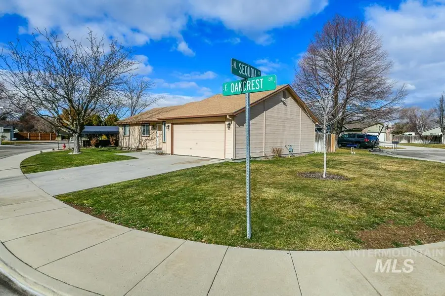 1770 E Oakcrest, Meridian, ID 83642 - #2