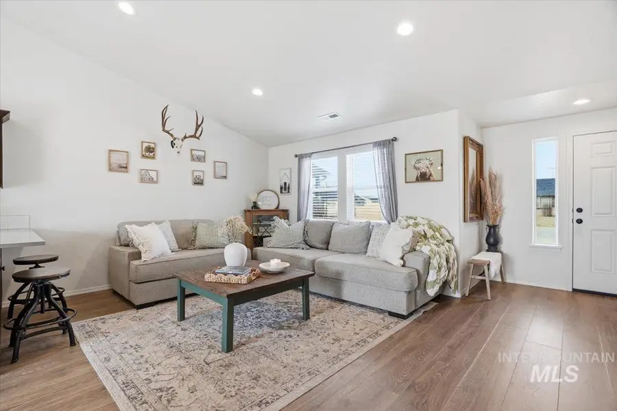 11391 Alice Springs St, Caldwell, ID 83607 - #2