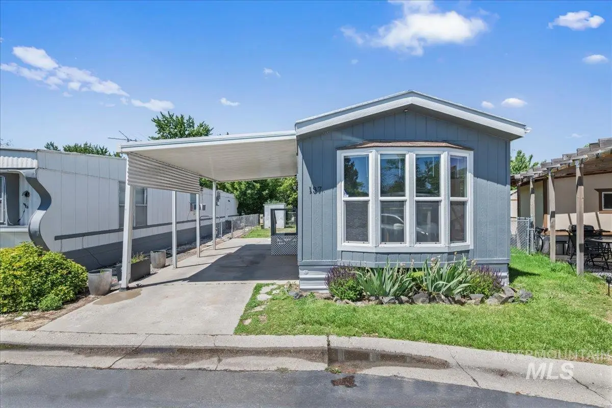 424 W Cherry Ln #137, Meridian, ID 83642 - #1