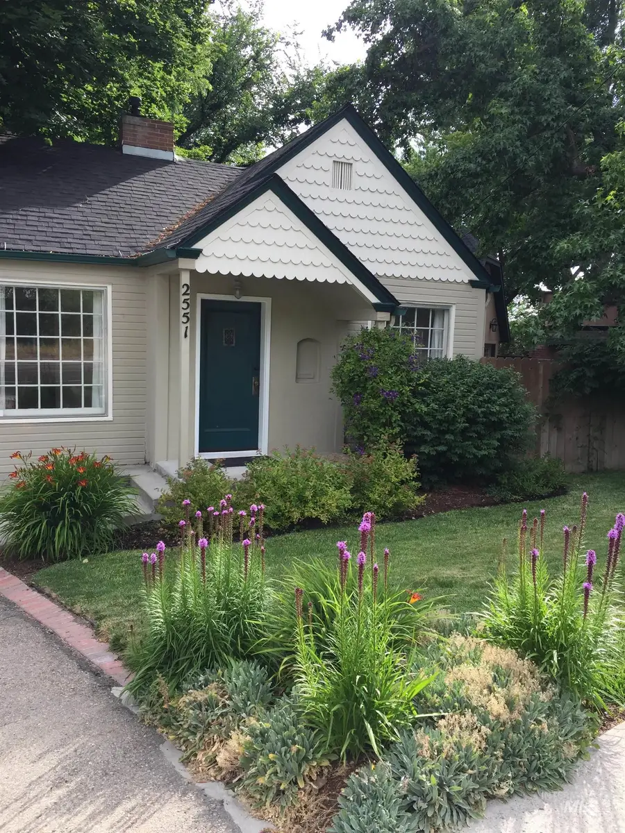 2551 W Hill Rd, Boise, ID 83702 - #3