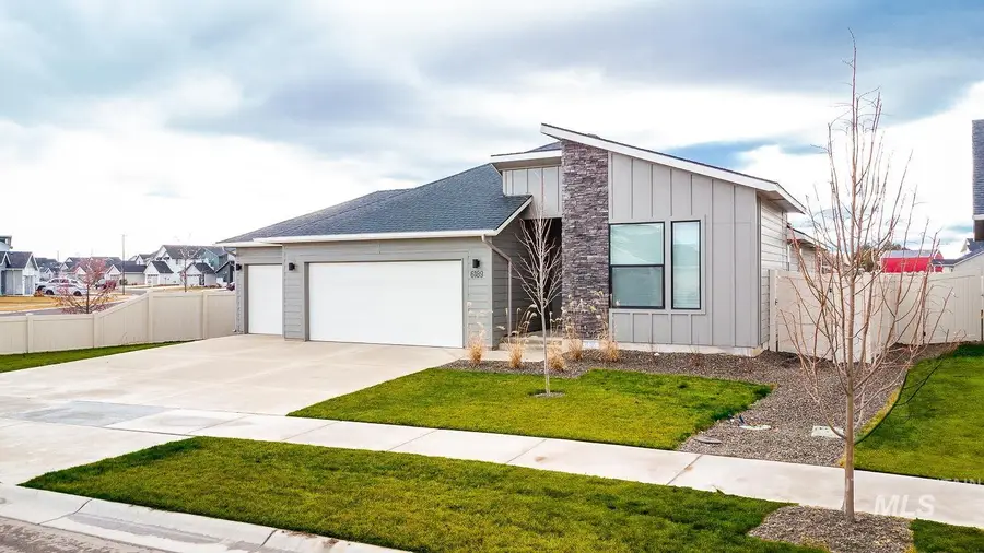 6189 W Karpathos St, Meridian, ID 83646 - #2