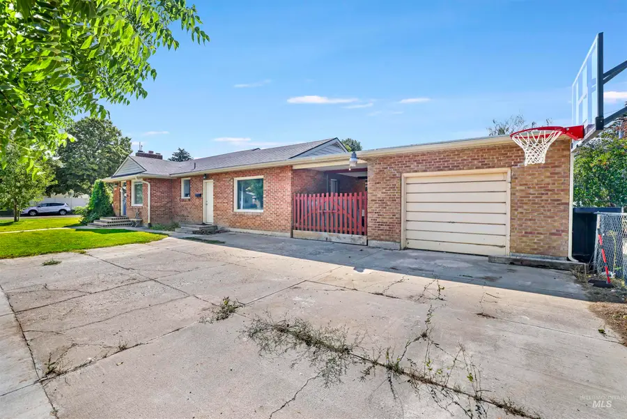 201 W 19th Street, Burley, ID 83318 - #3