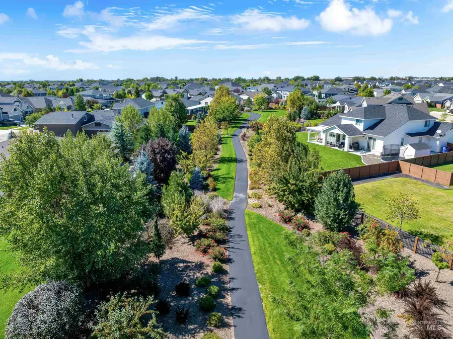 5737 W Donatella St, Eagle, ID 83616 - #2