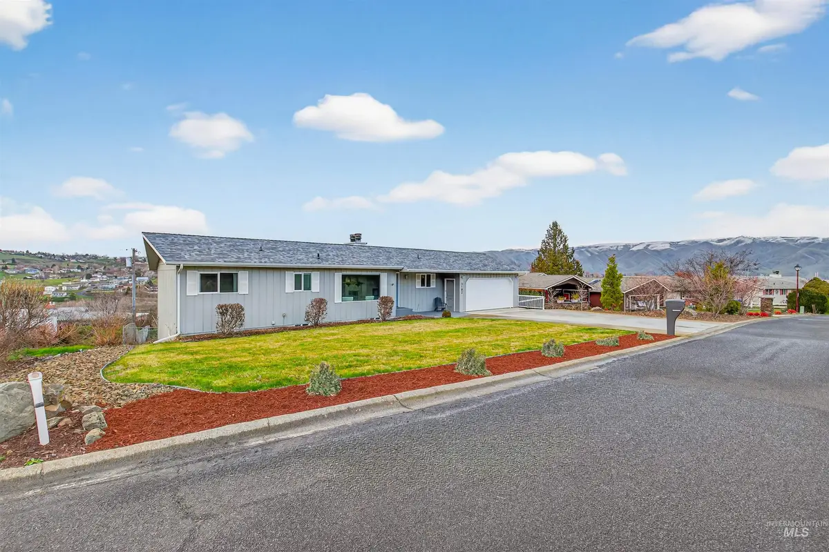 3102 Echo Hills Drive, Lewiston, ID 83501 - #1