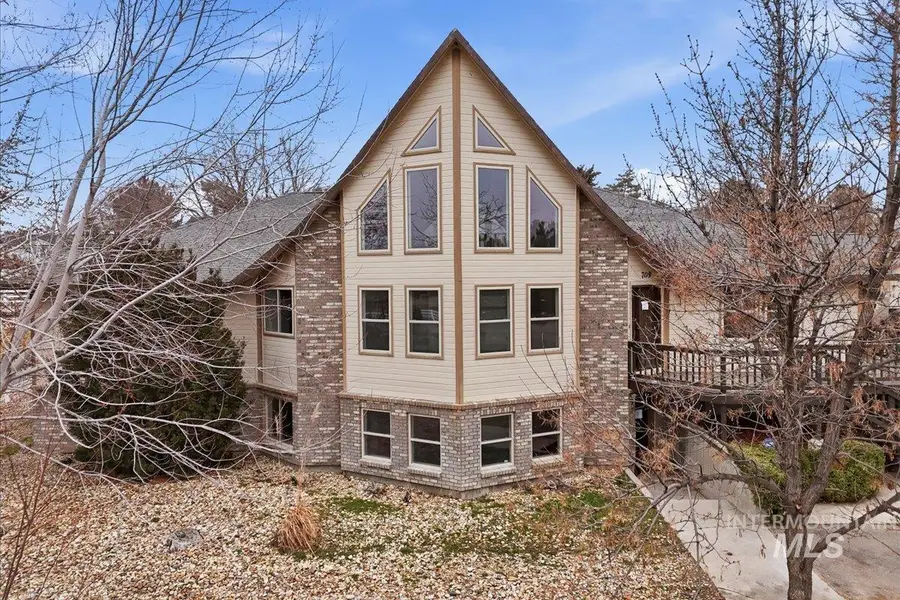 709 Sherry Rd., Nampa, ID 83686 - #2