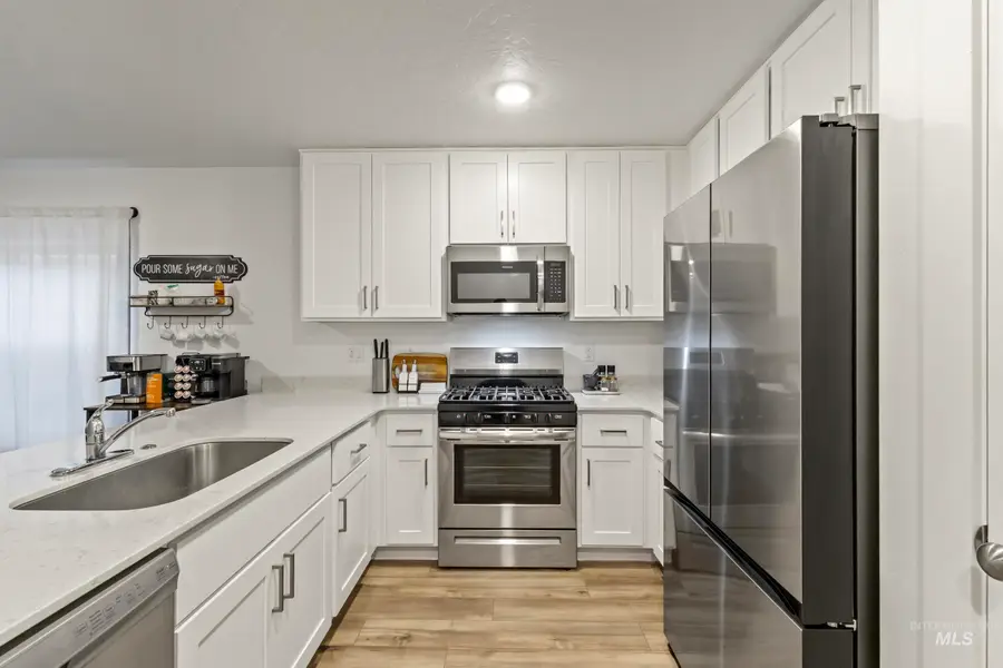 11065 W Hidden Point St, Star, ID 83669 - #3