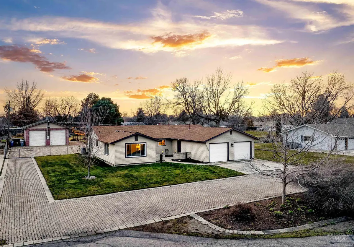 11835 W Savage Dr, Boise, ID 83713 - #1