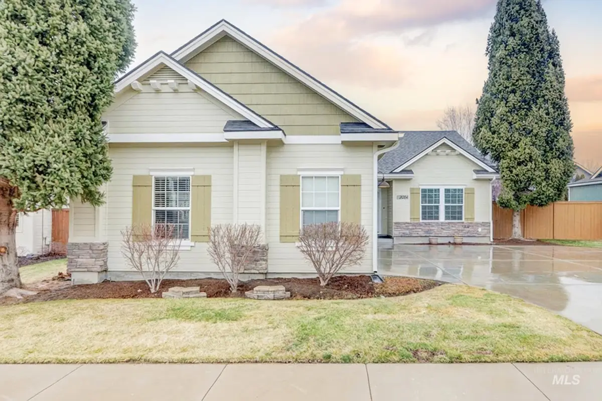 2244 E Greiner St, Meridian, ID 83642 - #1