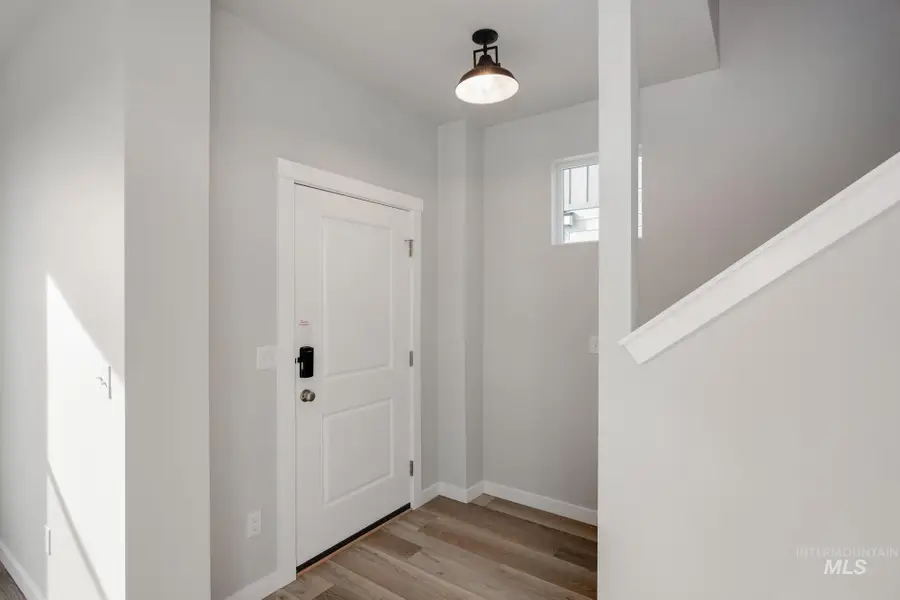 6780 W Redwood Creek Dr, Meridian, ID 83646 - #2