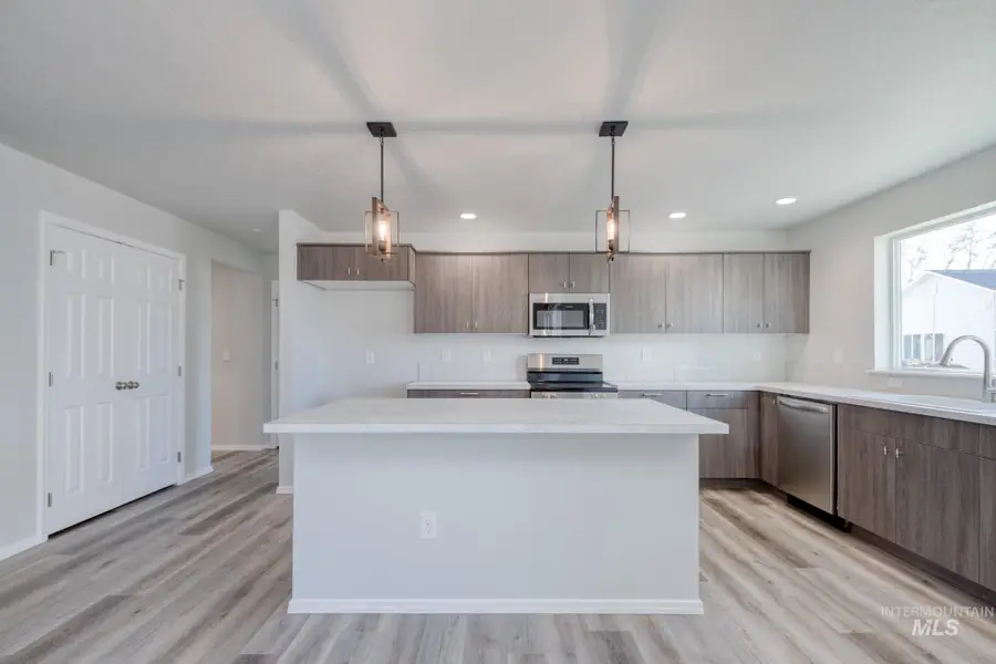 1651 Dyer St, Middleton, ID 83644 - #2