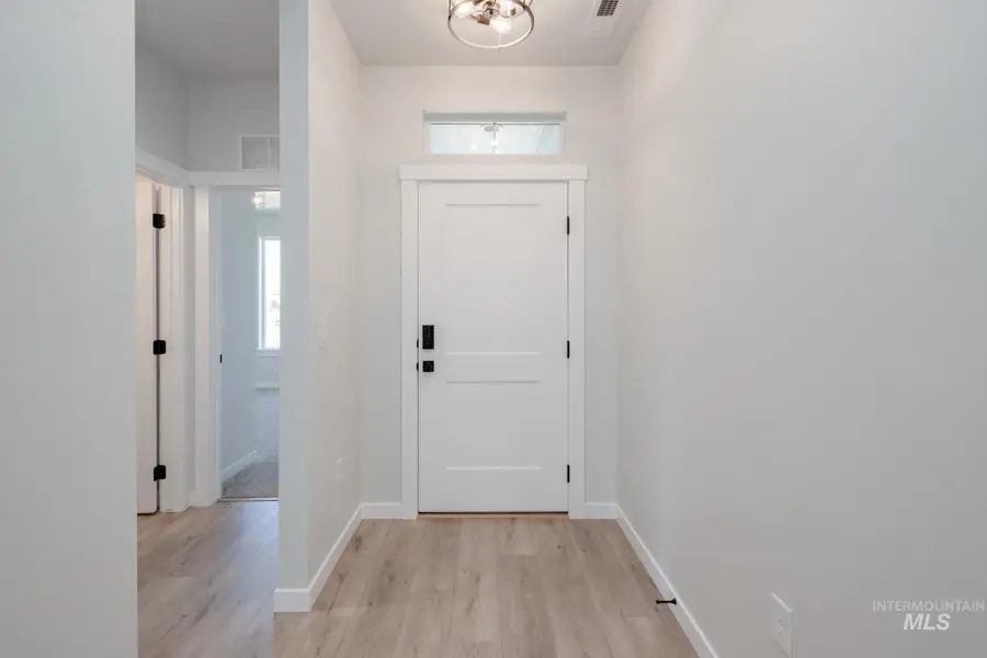 3695 W Piscina Dr, Meridian, ID 83642 - #2