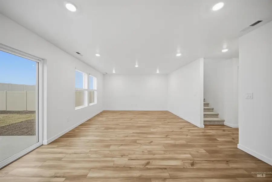 8577 E Love Ct, Nampa, ID 83687 - #3