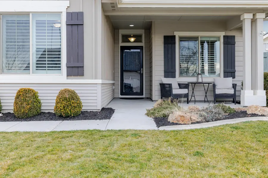 5262 W Los Flores, Meridian, ID 83646 - #3