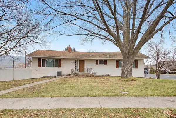 2715 Sunset Drive, Lewiston, ID 83501