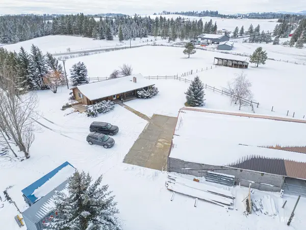 4370 Hwy 8, Troy, ID 83871