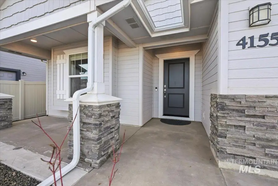 4155 E Eagle Ridge Dr, Nampa, ID 83686 - #3