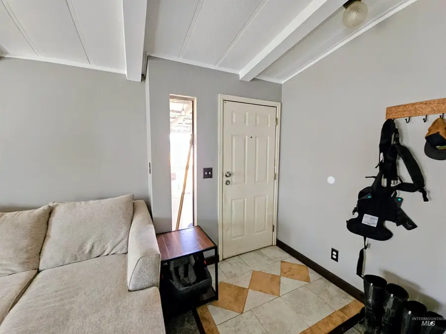 8392 Main St, Letha, ID 83636 - #3