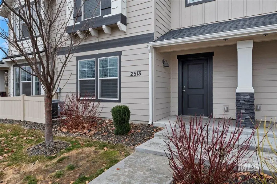 2513 E Goldstone St, Meridian, ID 83642 - #3