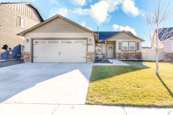 1847 E Mesa Falls St, Kuna, ID 83634