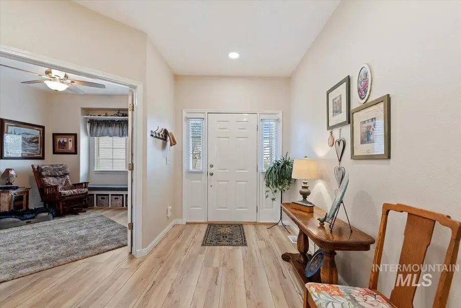 1958 N Man O War Way, Meridian, ID 83646 - #3