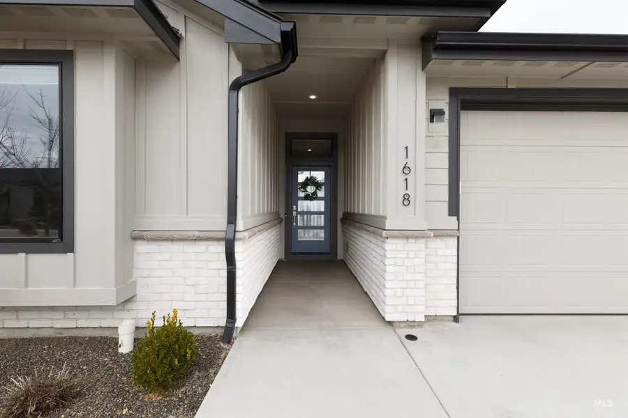 1618 W Tenzing St, Nampa, ID 83686 - #3