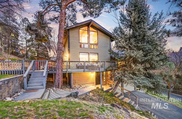 253 W Skylark Drive, Boise, ID 83702