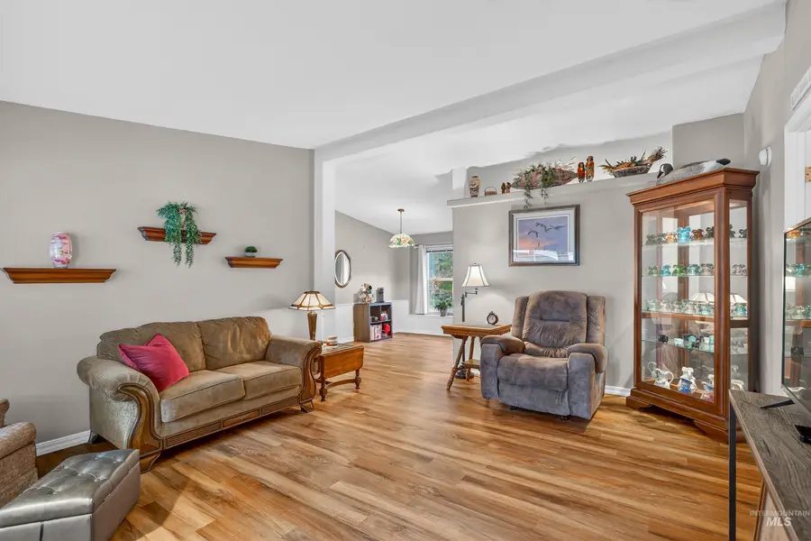 406 Main St, Kendrick, ID 83537 - #3