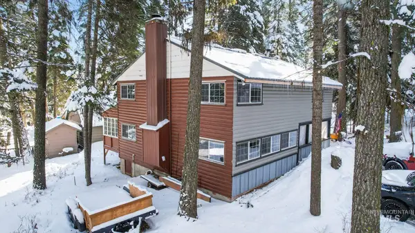 654 Bings Rd, Cascade, ID 83611