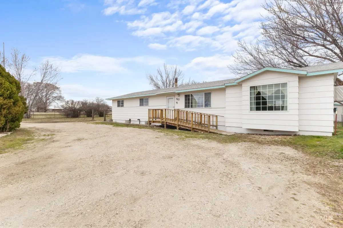 512 E Black Canyon Hwy, Emmett, ID 83617 - #1