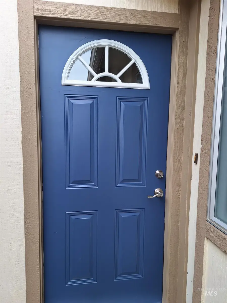 2814 S Georgia Ave, Caldwell, ID 83605 - #3