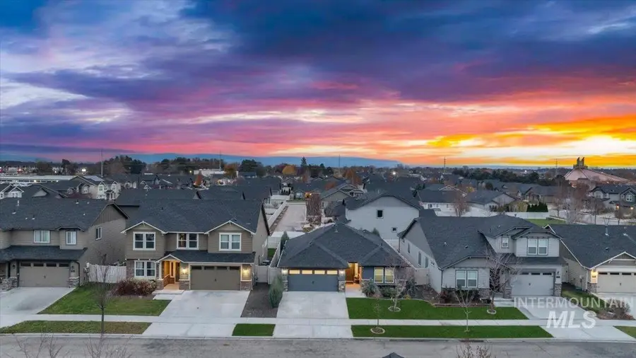 1314 N Highwood Ave, Boise, ID 83713 - #2