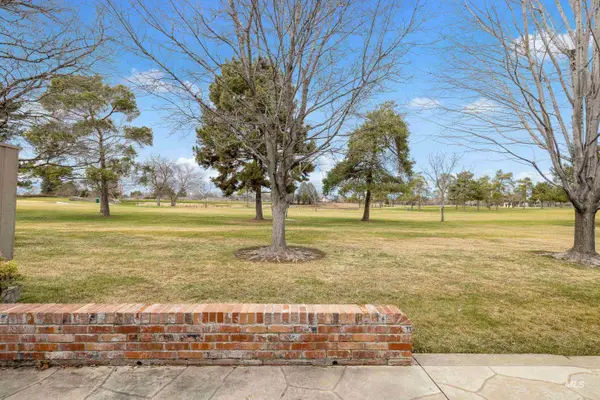 4300 W Pasadena Dr Apt 35, Boise, ID 83705