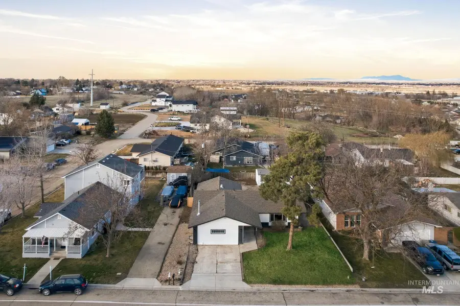 2723 Hillcrest Ln, Caldwell, ID 83605 - #3