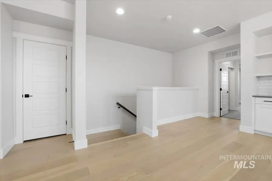 3353 S Old Hickory Way, Boise, ID 83716 - #3