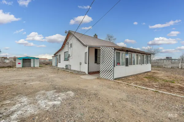 1569 Nw 9th St, Ontario, OR 97914