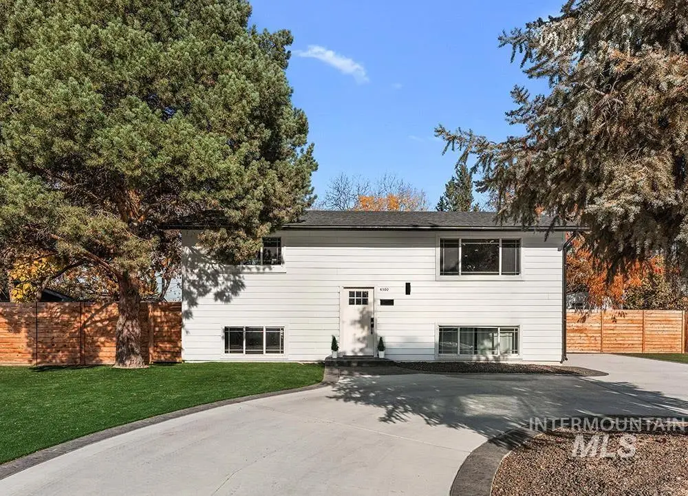 4302 W Meriwether Dr, Boise, ID 83705 - #1