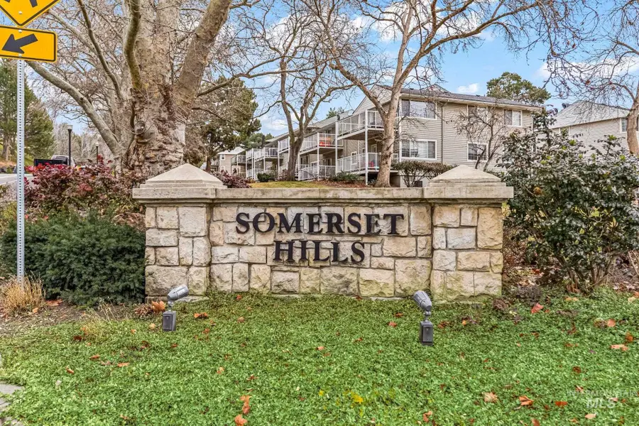 233 W Village Ln., Boise, ID 83702 - #2