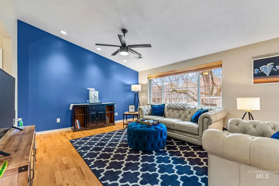 233 W Village Ln., Boise, ID 83702 - #3