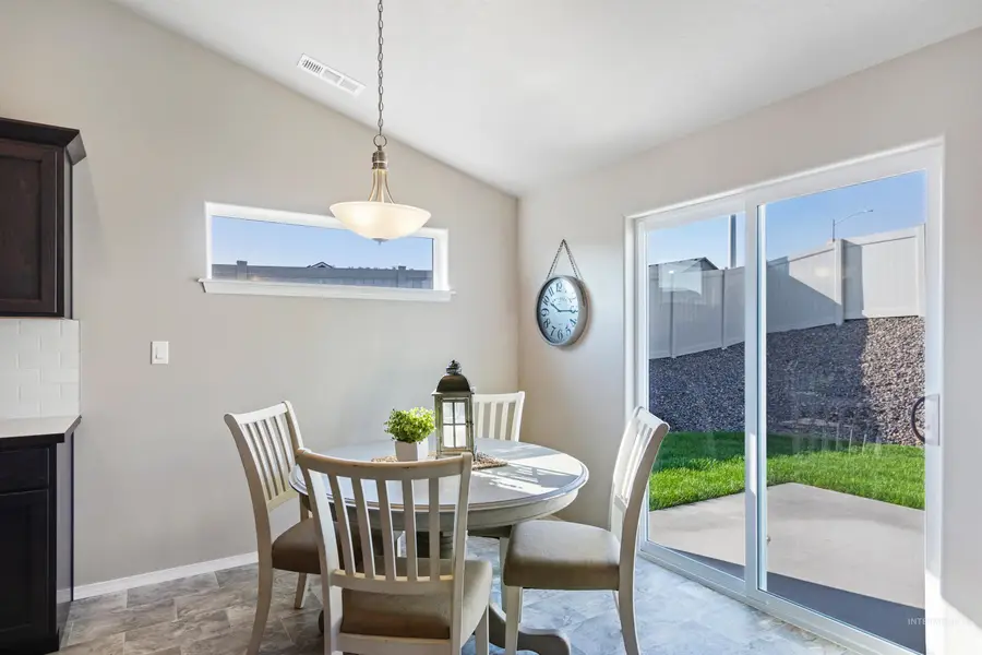 5600 E Garby St. #Lot 10 Block 7, Nampa, ID 83687 - #2