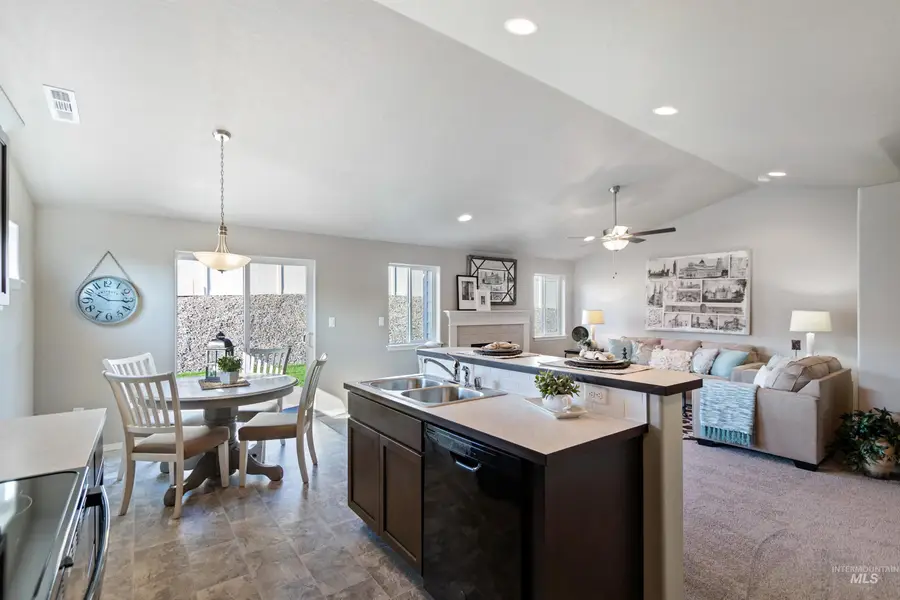 5600 E Garby St. #Lot 10 Block 7, Nampa, ID 83687 - #3