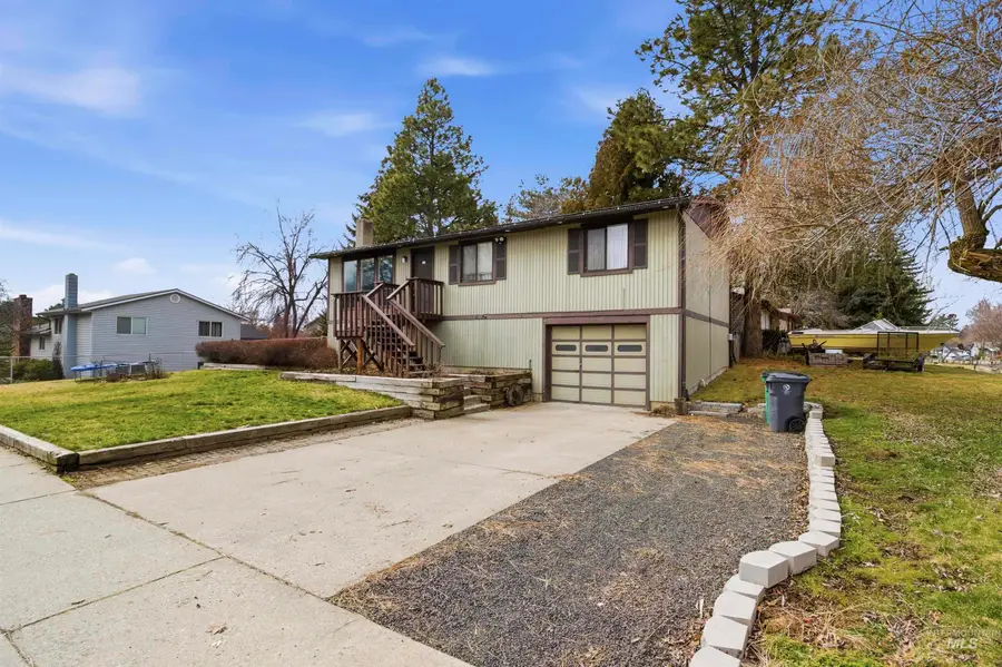 871 N Eisenhower St., Moscow, ID 83843 - #2