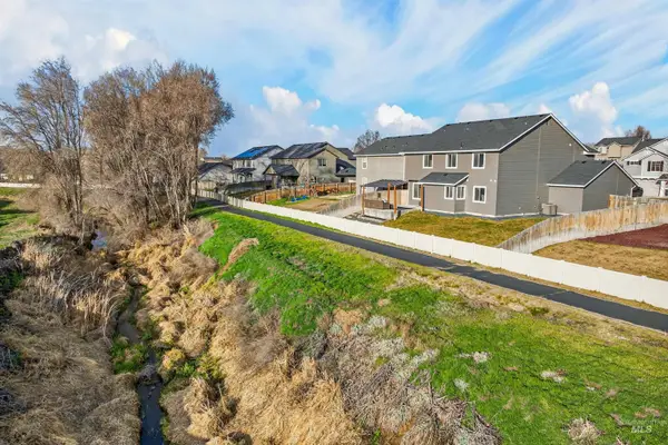 3525 S Fork Ave, Nampa, ID 83686