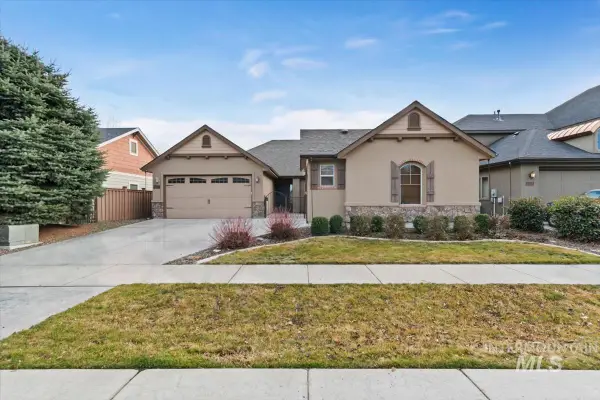 10127 W Whitecrest St, Star, ID 83669