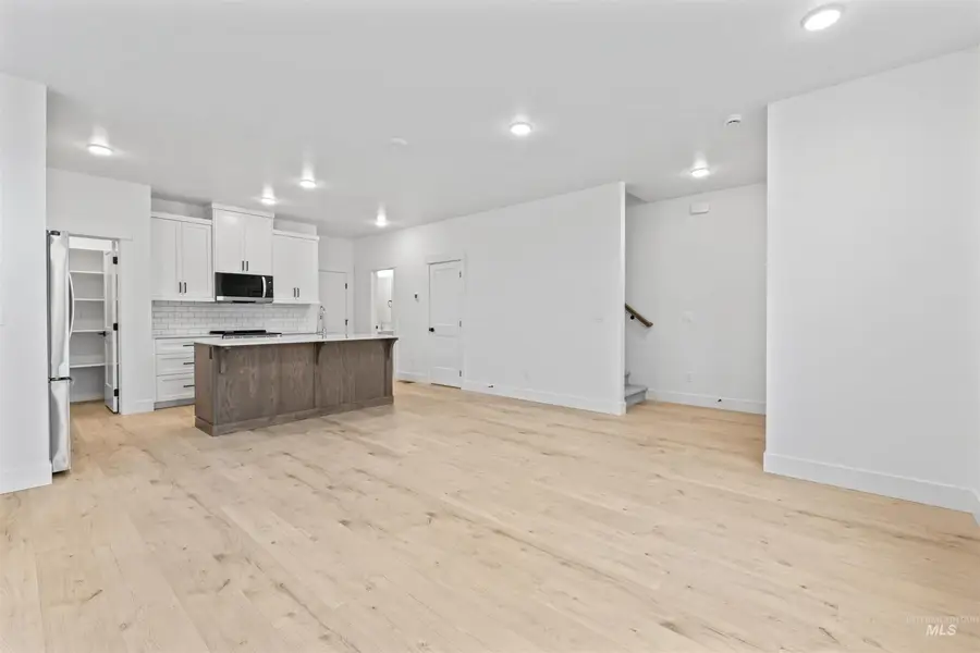 2122 E Deep Purple Ln, Meridian, ID 83642 - #2