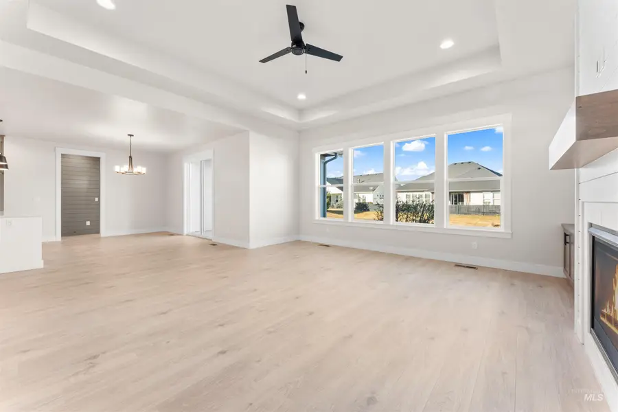 8076 Tandy Cove St, Middleton, ID 83644 - #3